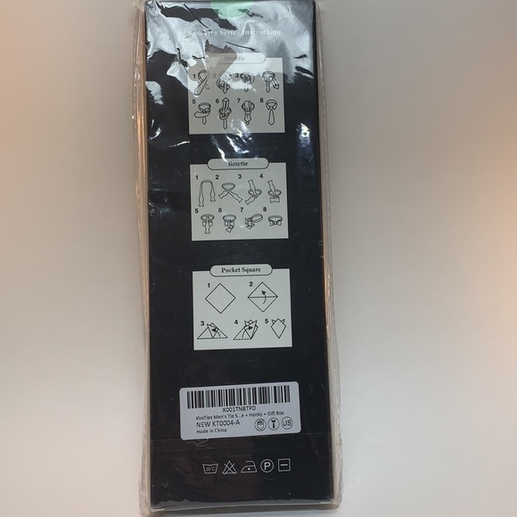 Kiss ties Accessories Kiss Ties Mens Tie Plus Hanky Plus Gift Box